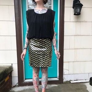 Guess size 4 onepiece midi dress gold black sequin